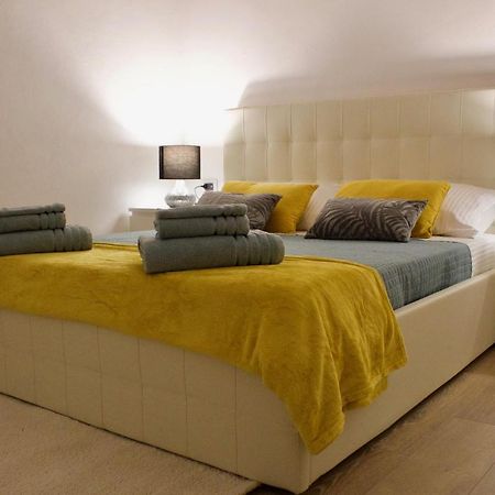 Nel Cuore Del Centro Storico Con Comfort E Stile Apartment Iglesias Ngoại thất bức ảnh