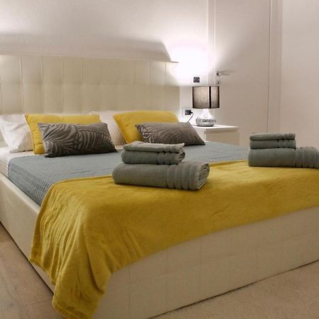 Nel Cuore Del Centro Storico Con Comfort E Stile Apartment Iglesias Ngoại thất bức ảnh