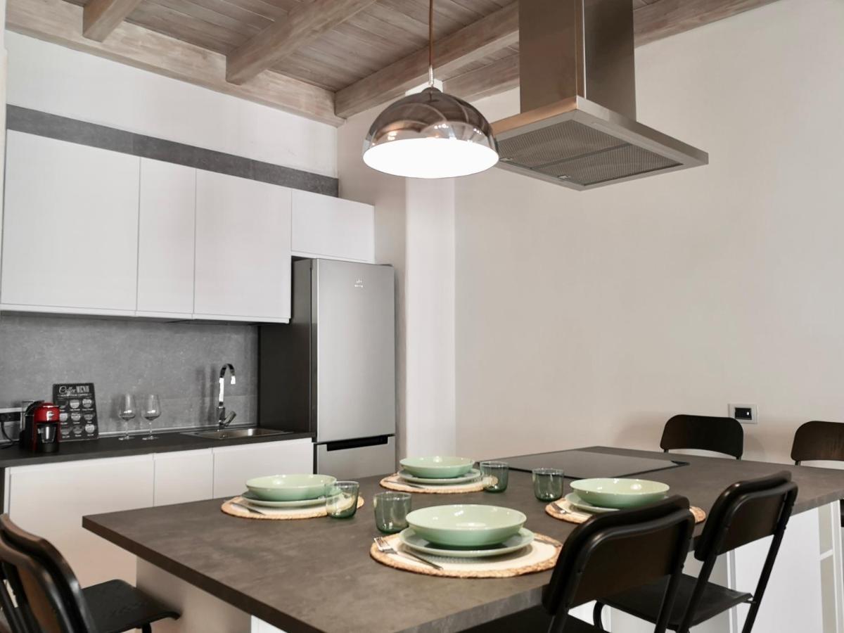 Nel Cuore Del Centro Storico Con Comfort E Stile Apartment Iglesias Ngoại thất bức ảnh